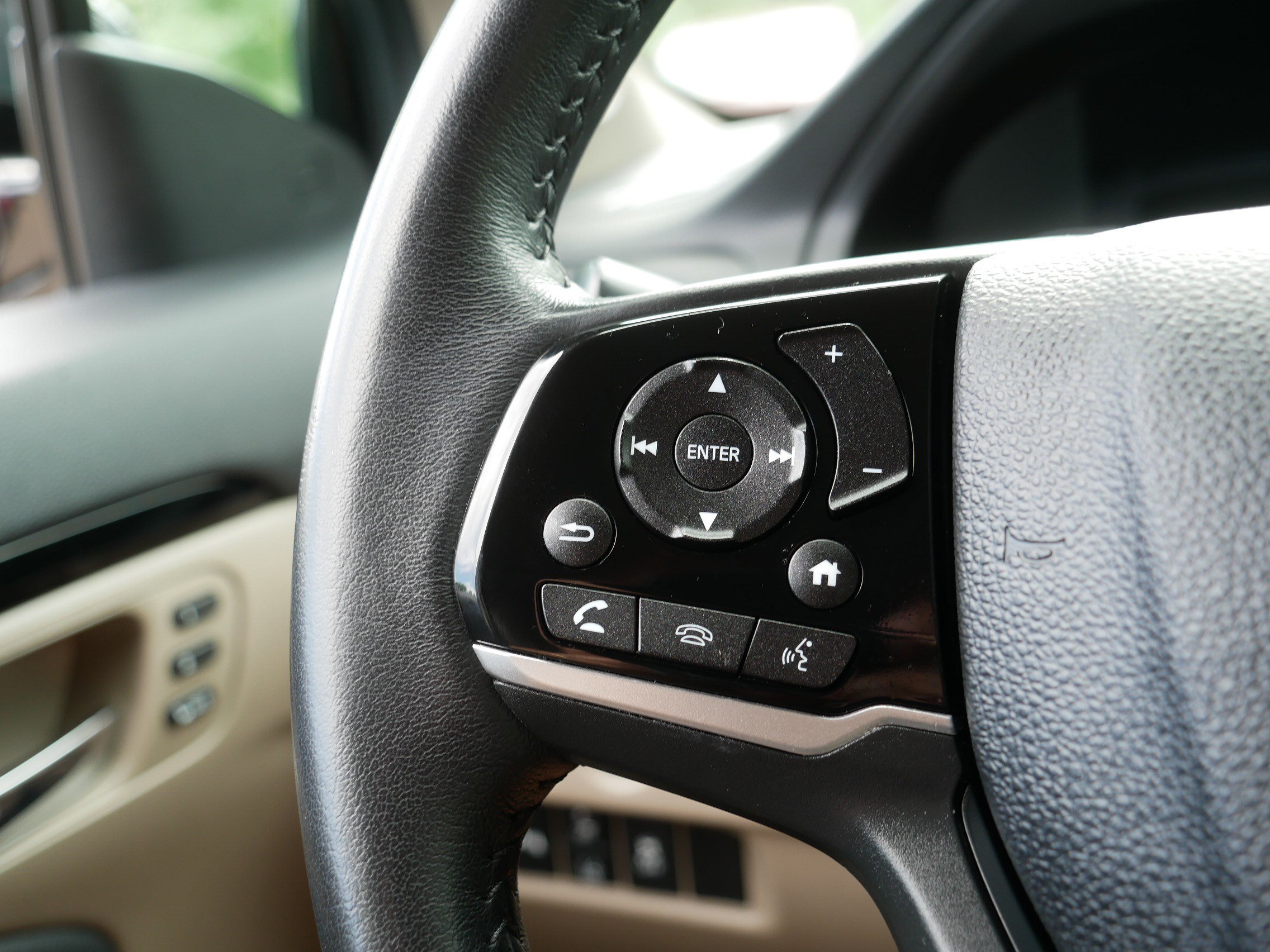 Used 2020 Honda Pilot Touring image 28