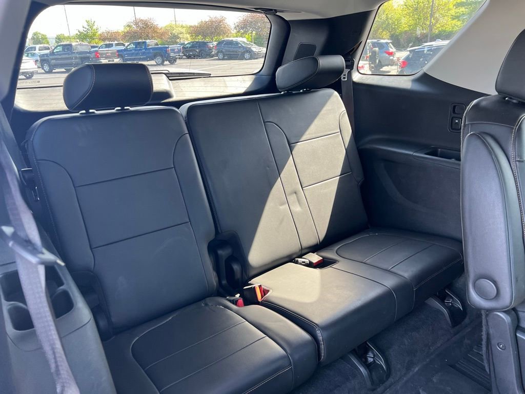Used 2020 Chevrolet Traverse RS AWD/4WD image 12