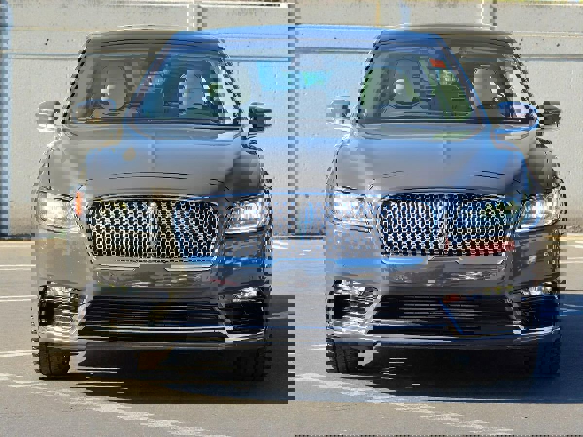 Used 2017 Lincoln Continental Black Label w/ Rear-seat Package image 5