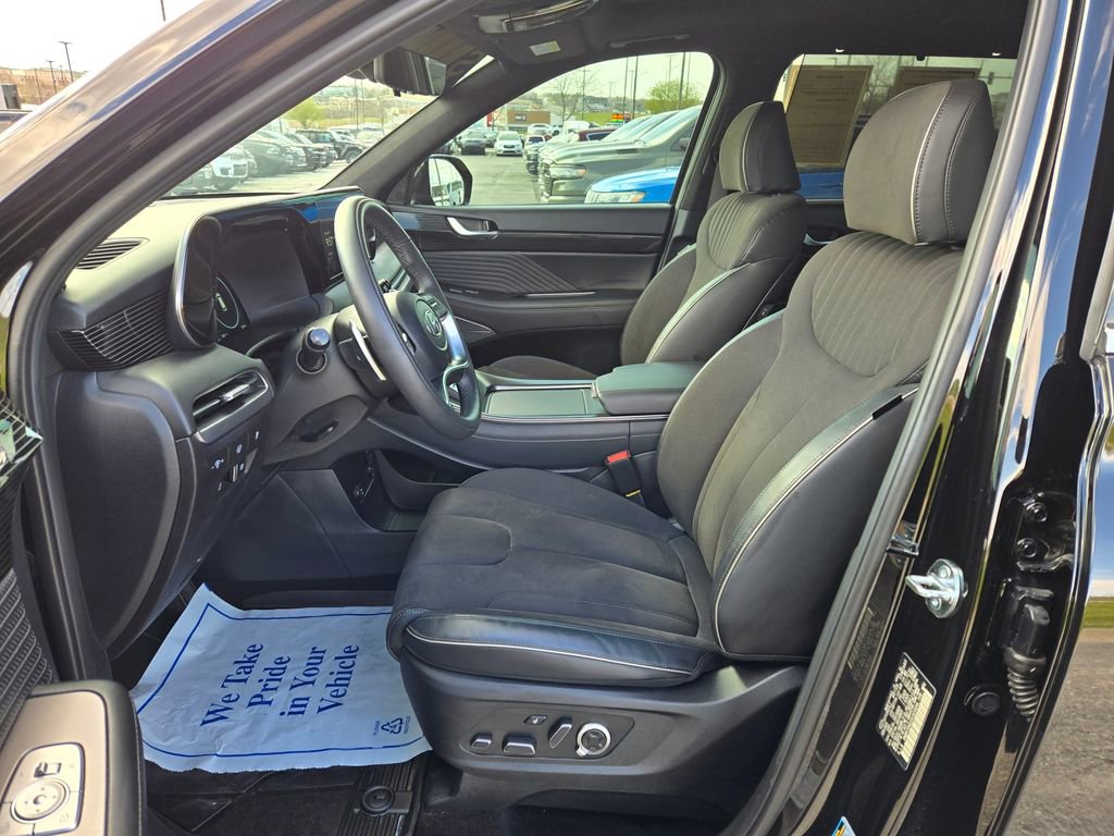 Used 2025 Hyundai Palisade Calligraphy AWD/4WD image 15