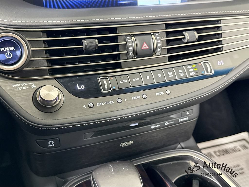 Used 2019 Lexus LS 500h w/ Interior Upgrade Package RWD image 21