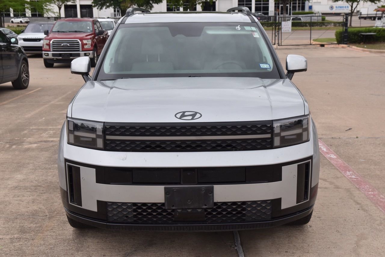 Used 2024 Hyundai Santa Fe Calligraphy FWD image 3