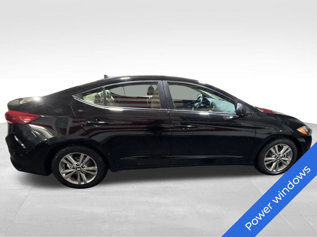 Used 2018 Hyundai Elantra SEL FWD image 4