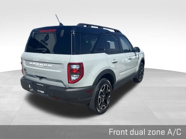 Used 2023 Ford Bronco Sport Outer Banks w/ Tech Package AWD/4WD image 15