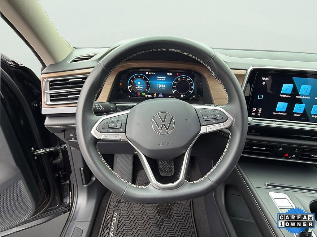 Used 2024 Volkswagen Atlas SE image 11