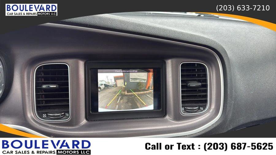 Used 2022 Dodge Charger SXT w/ Leather Interior Group RWD image 16