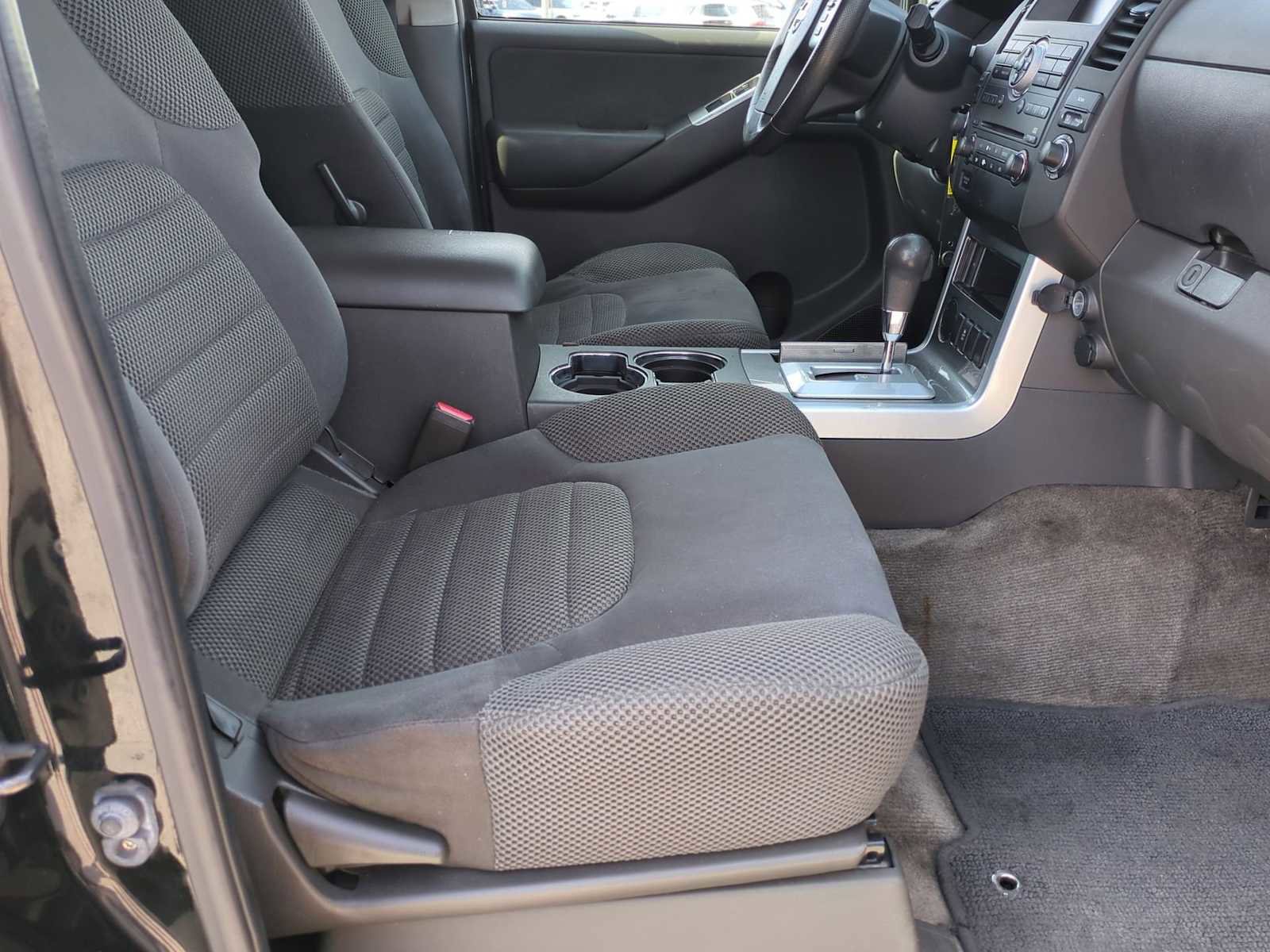 Used 2012 Nissan Pathfinder SV image 26