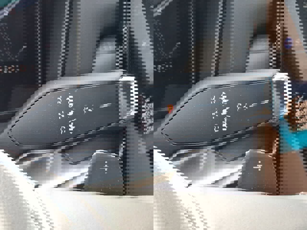 Used 2026 GMC Terrain Elevation image 18