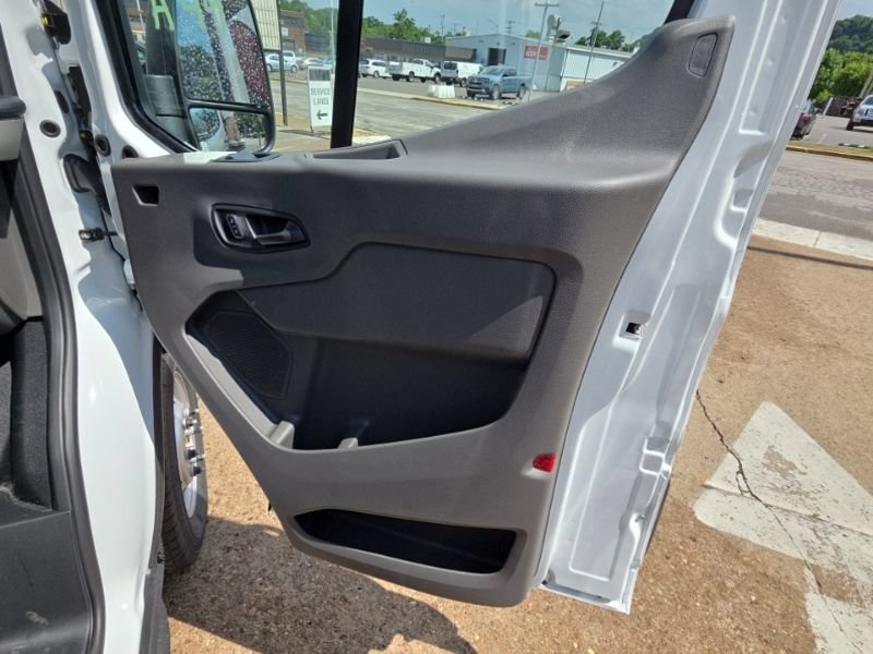 New 2026 Ford Transit 150 Low Roof AWD image 15