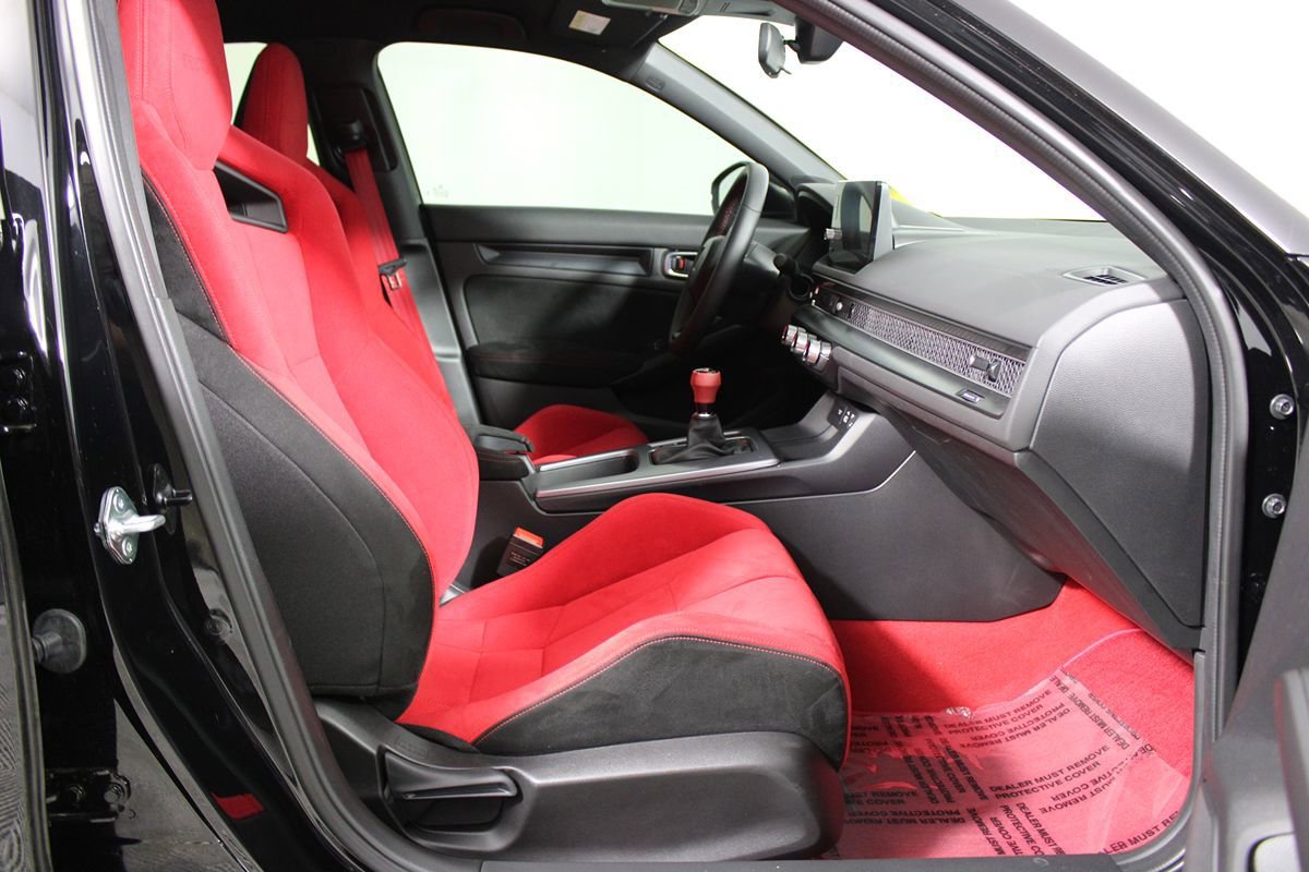 Used 2025 Honda Civic Type R image 13