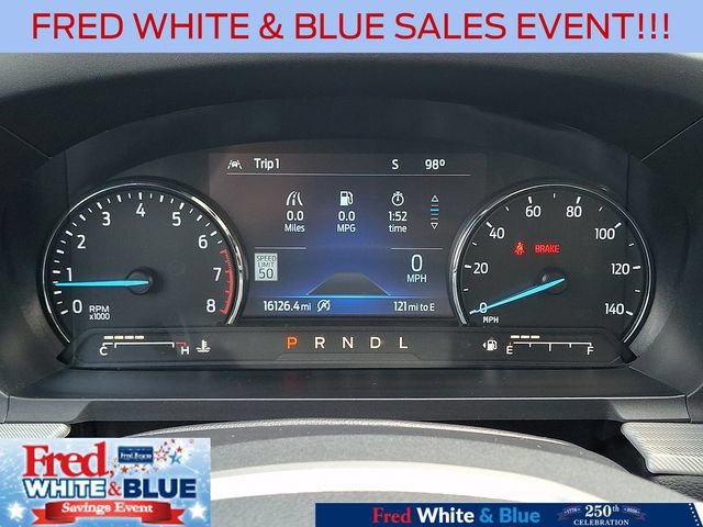 Used 2023 Ford Explorer XLT w/ Equipment Group 202A AWD/4WD image 25