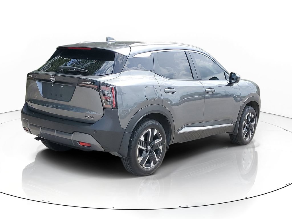 Used 2025 Nissan Kicks SV w/ SV Premium Package AWD/4WD image 4