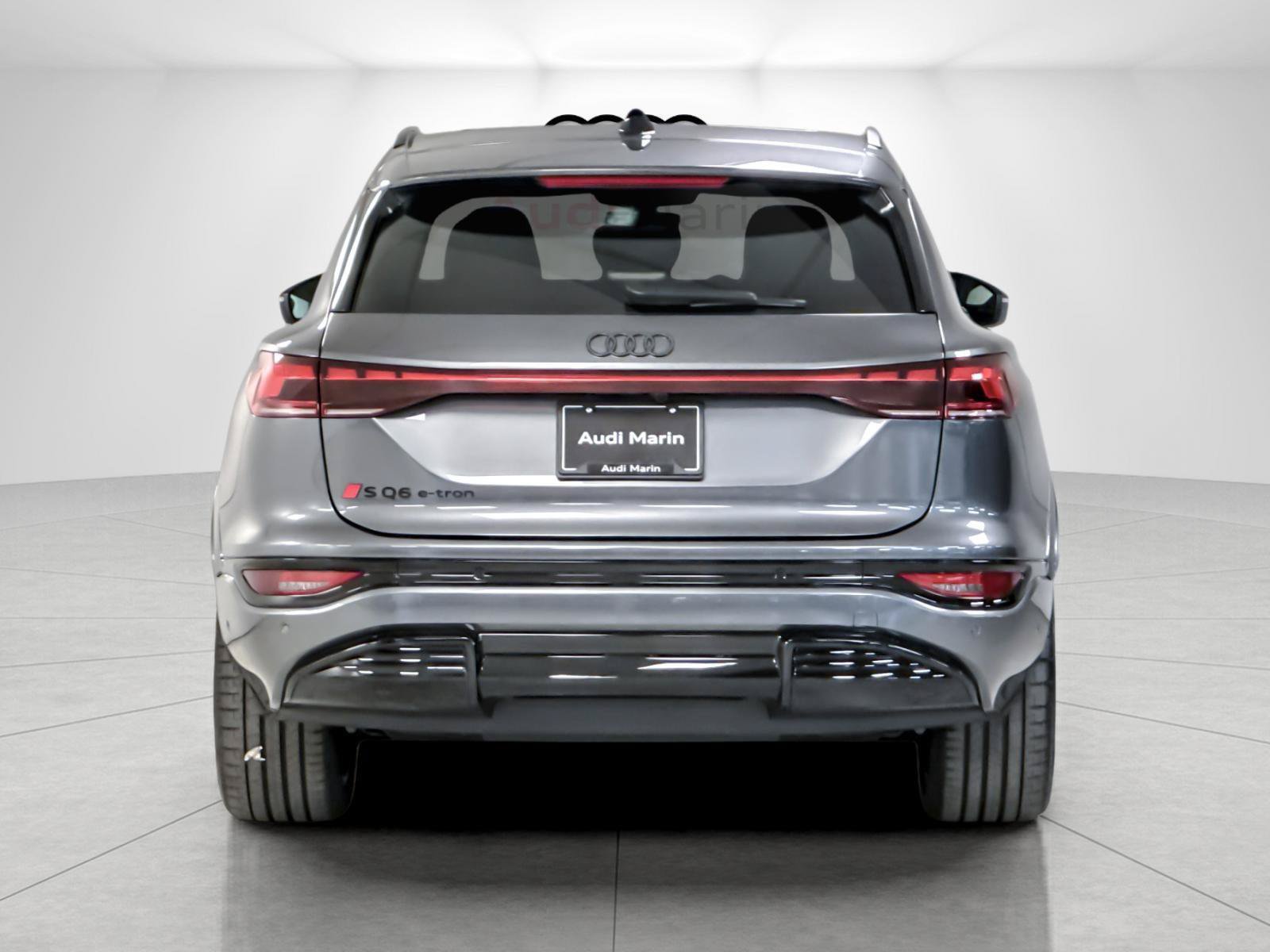 New 2027 Audi SQ6 e-tron Premium Plus AWD/4WD image 4