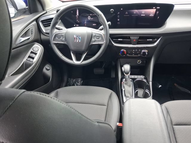 Used 2025 Buick Encore GX Preferred w/ Comfort Package FWD image 8
