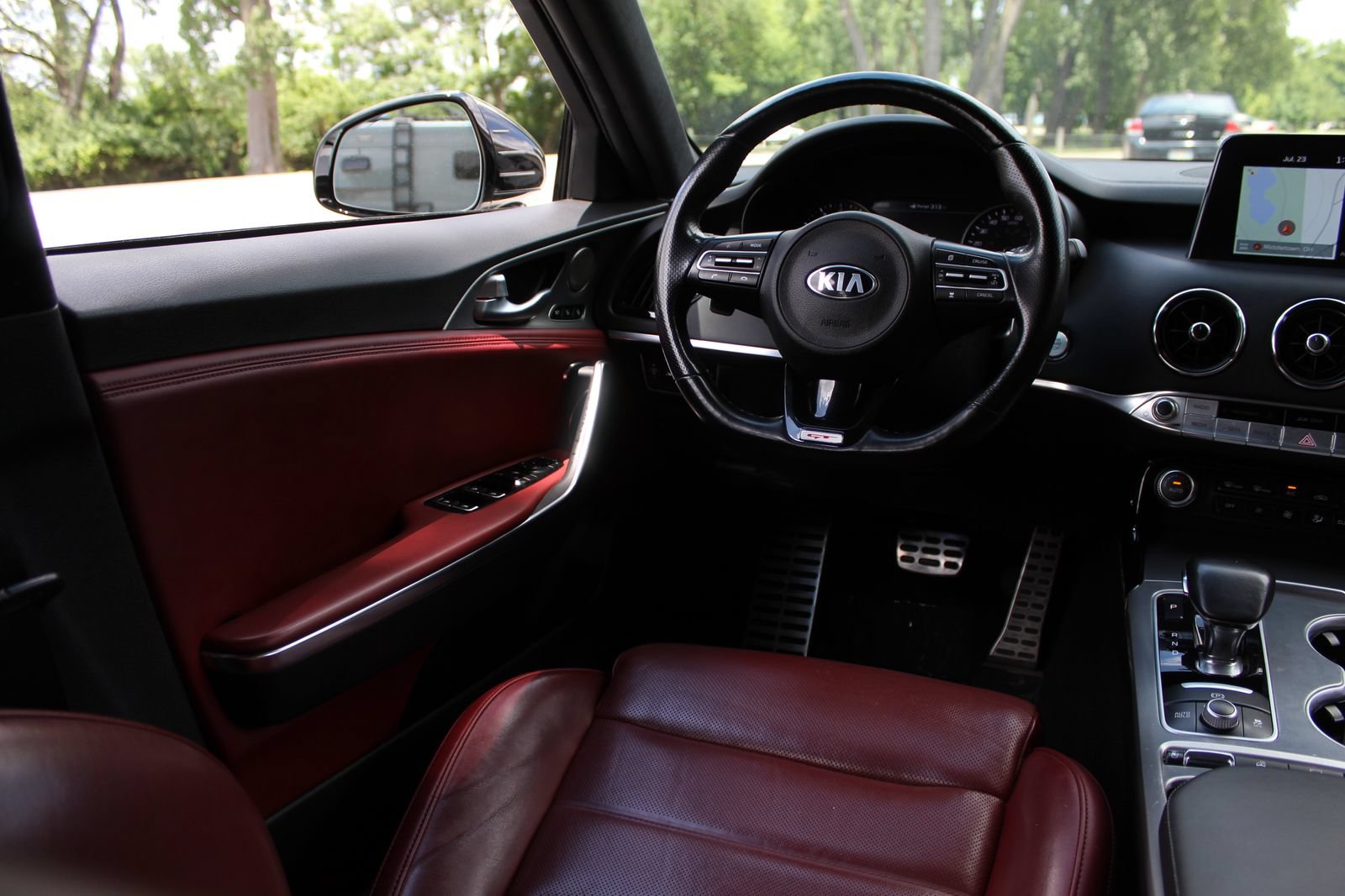 Used 2021 Kia Stinger GT2 RWD image 9