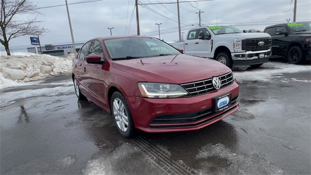 Used 2018 Volkswagen Jetta S image 2