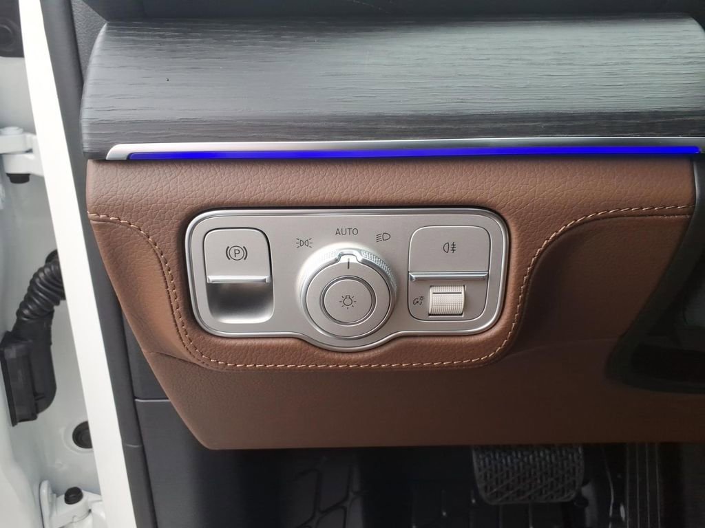 New 2026 Mercedes-Benz GLE 450 4MATIC image 17