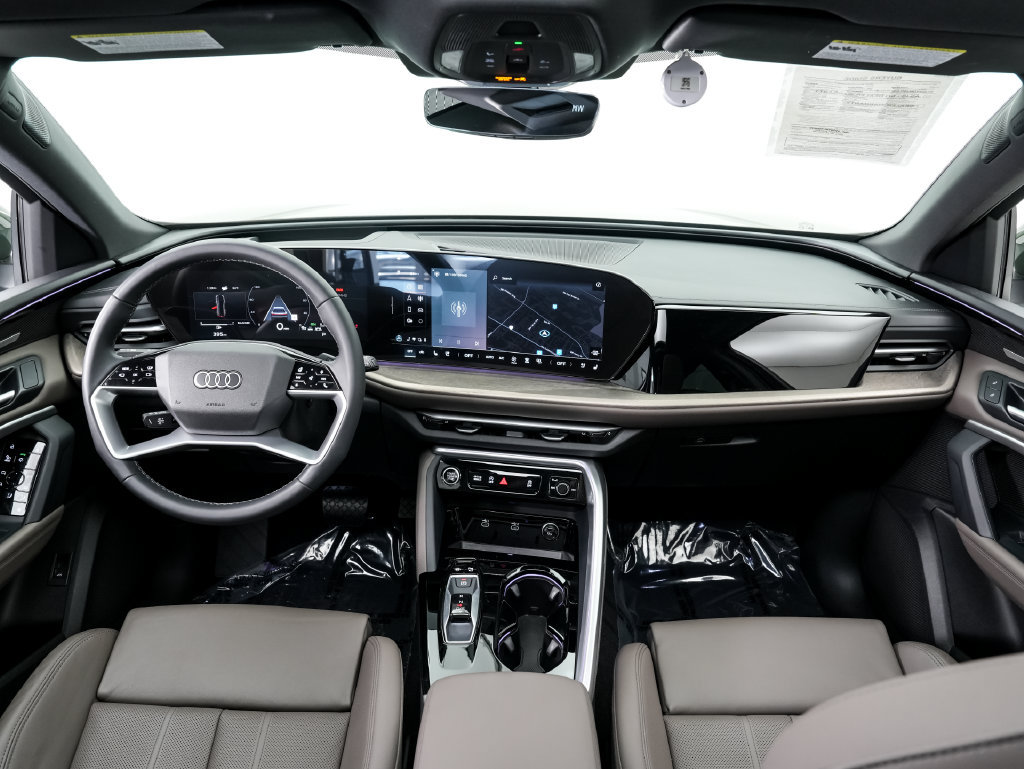 Certified 2025 Audi Q5 Premium Plus w/ Premium Plus AWD/4WD image 19