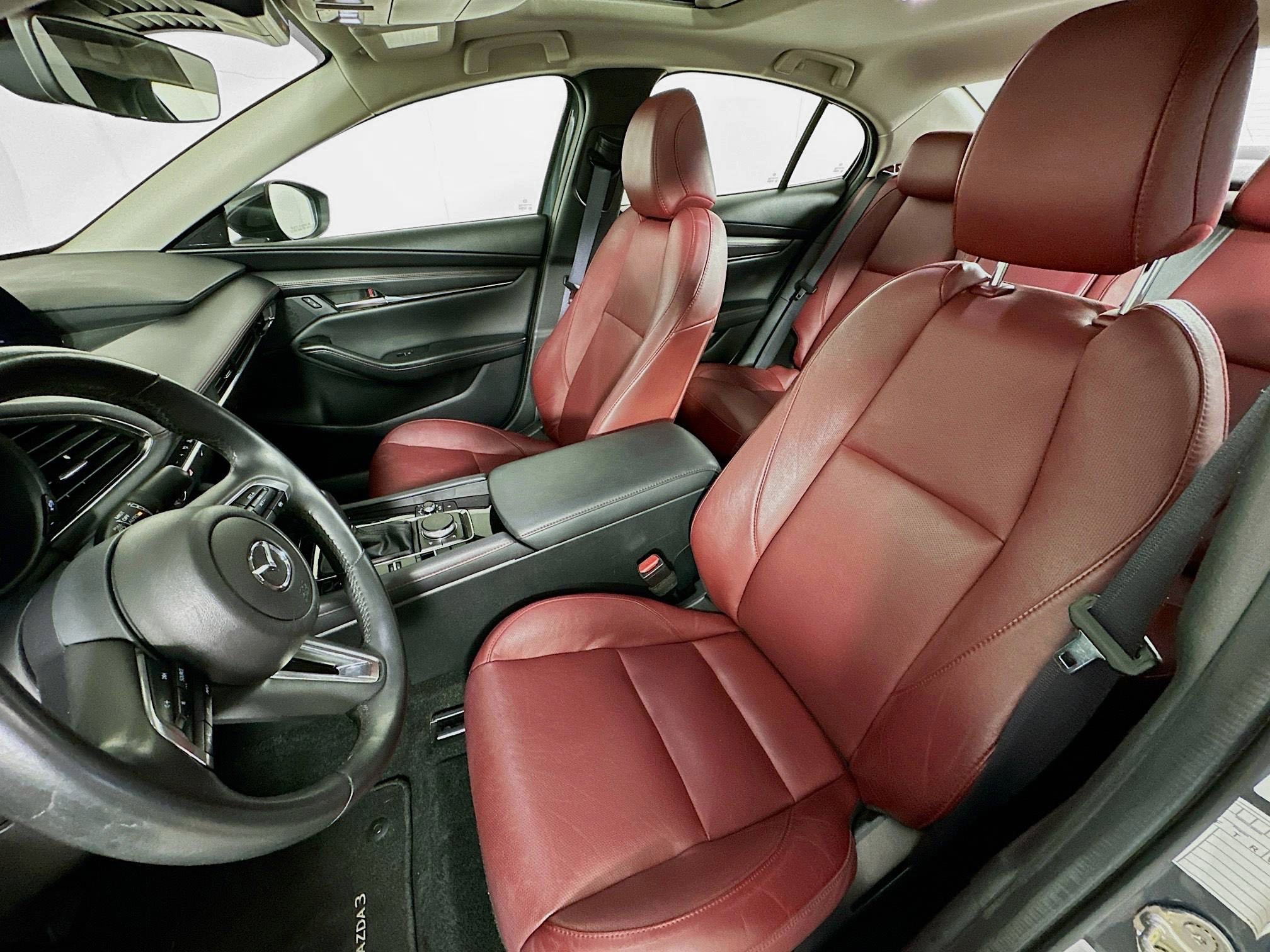 Used 2024 MAZDA MAZDA3 s image 13