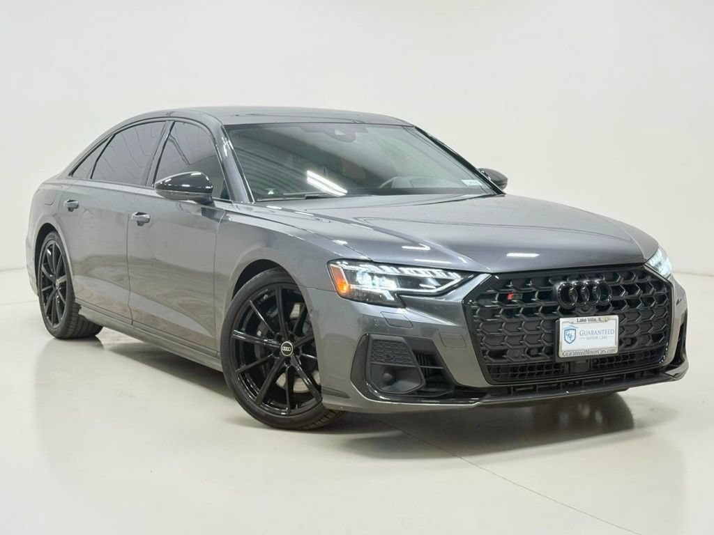 Used 2023 Audi S8 AWD/4WD image 5