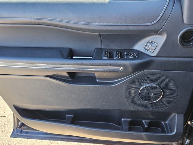 Used 2024 Ford Expedition Max XLT image 29