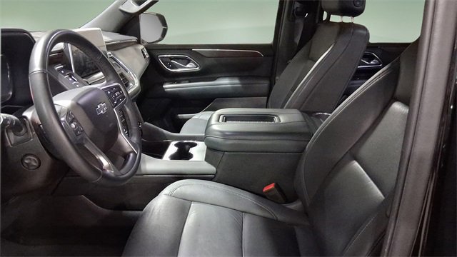 Used 2023 Chevrolet Tahoe Z71 w/ Luxury Package image 9
