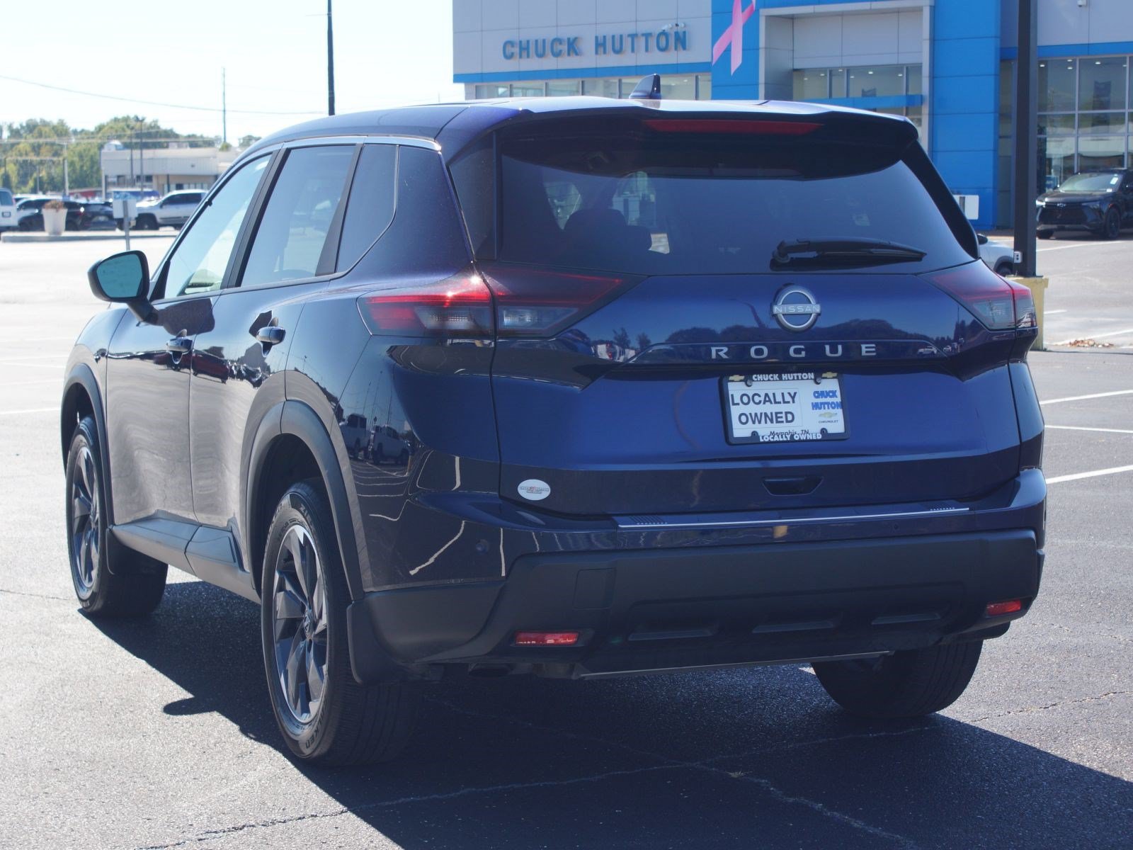 Used 2026 Nissan Rogue SV FWD image 14