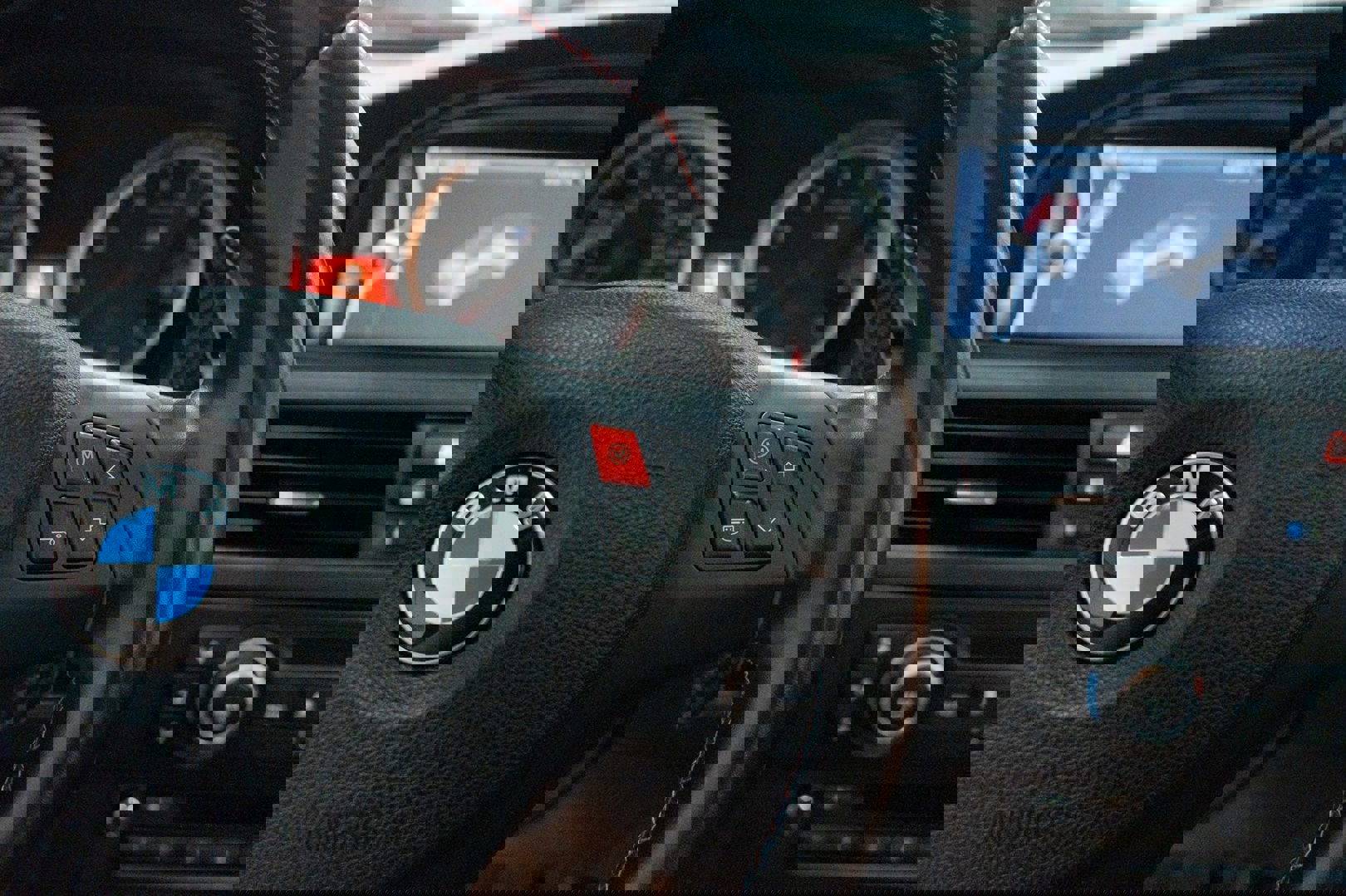 Used 2013 BMW M3 image 33