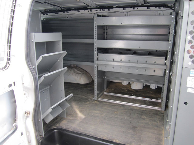 Used 2015 Chevrolet Express 2500 RWD image 8