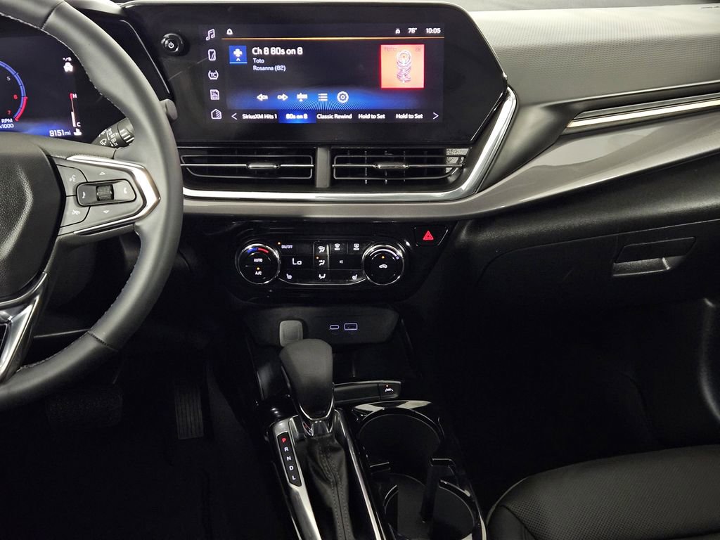 Used 2025 Chevrolet Trax ACTIV w/ Driver Confidence Package image 10