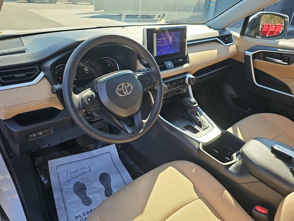 Used 2023 Toyota RAV4 XLE image 20