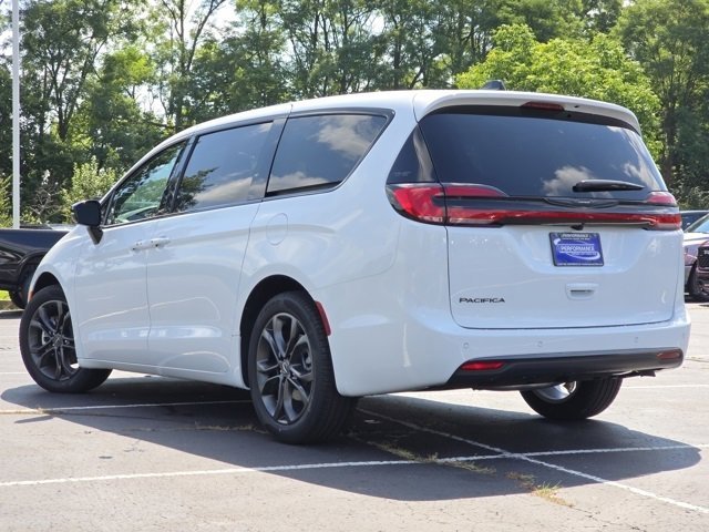 New 2026 Chrysler Pacifica Select image 22