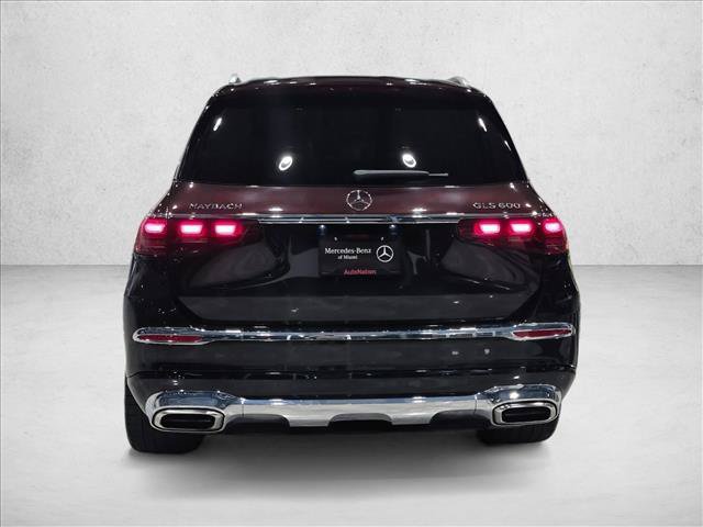 Used 2024 Mercedes-Benz Maybach GLS 600 4MATIC image 7