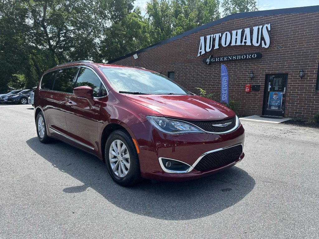 Used 2019 Chrysler Pacifica Touring-L