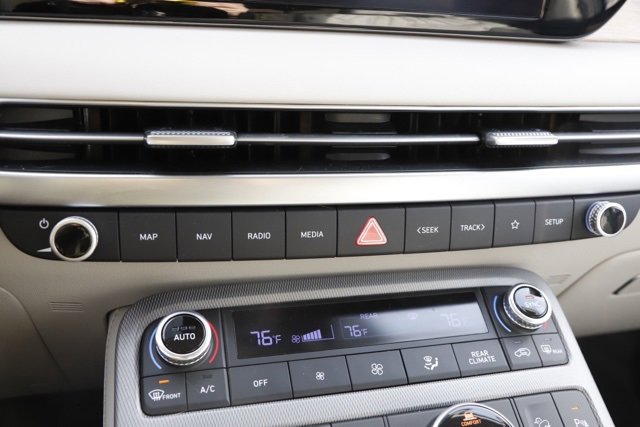 Certified 2025 Hyundai Palisade Limited image 31