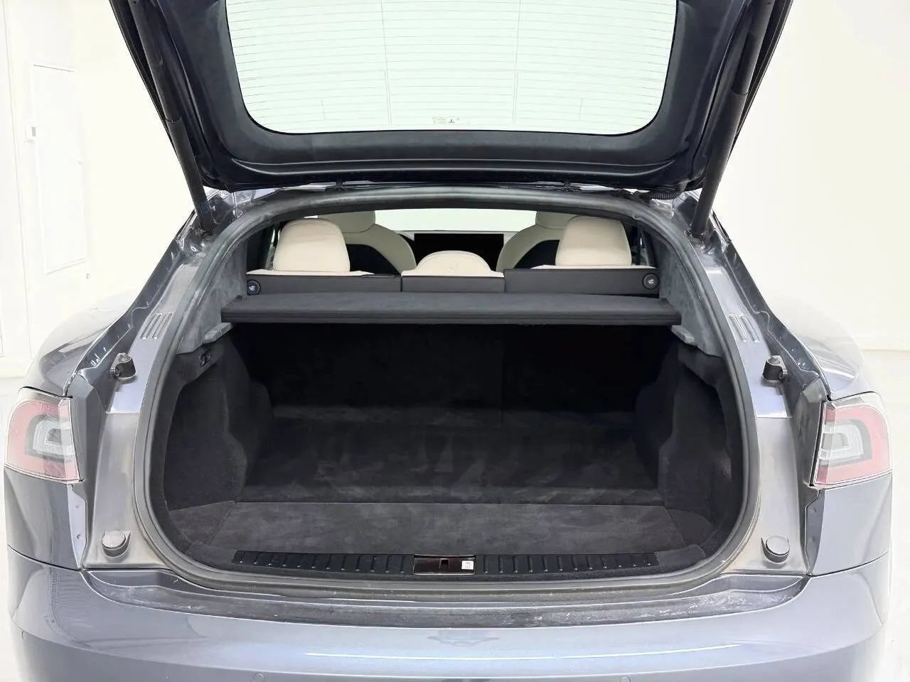 Used 2021 Tesla Model S Plaid AWD/4WD image 38
