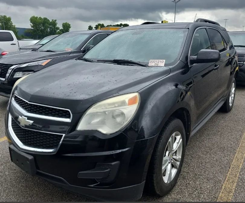 Used 2010 Chevrolet Equinox LT image 2