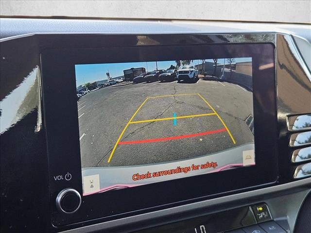 Used 2025 Toyota Camry LE FWD image 18