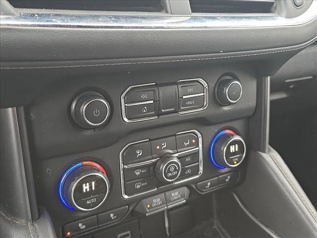 Used 2022 Chevrolet Suburban Z71 w/ Luxury Package image 14