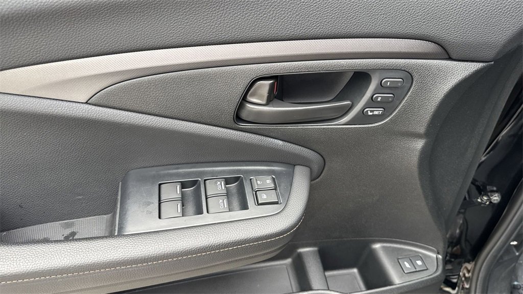 Used 2023 Honda Passport TrailSport image 41