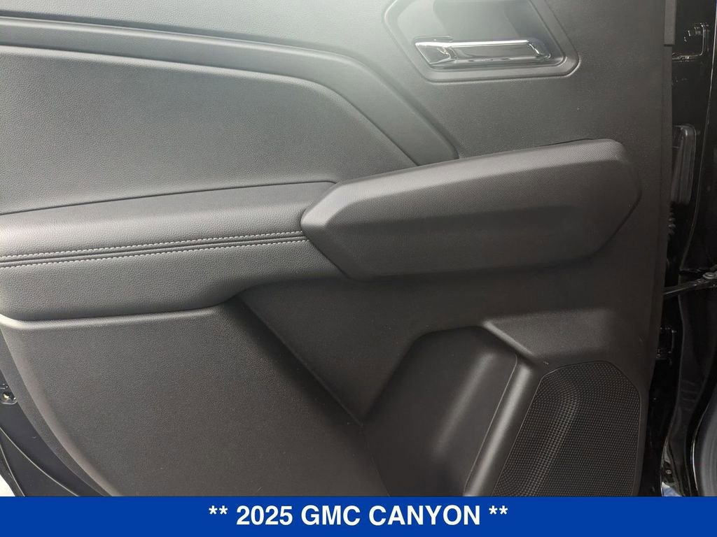 New 2025 GMC Canyon Elevation w/ Convenience Package image 30