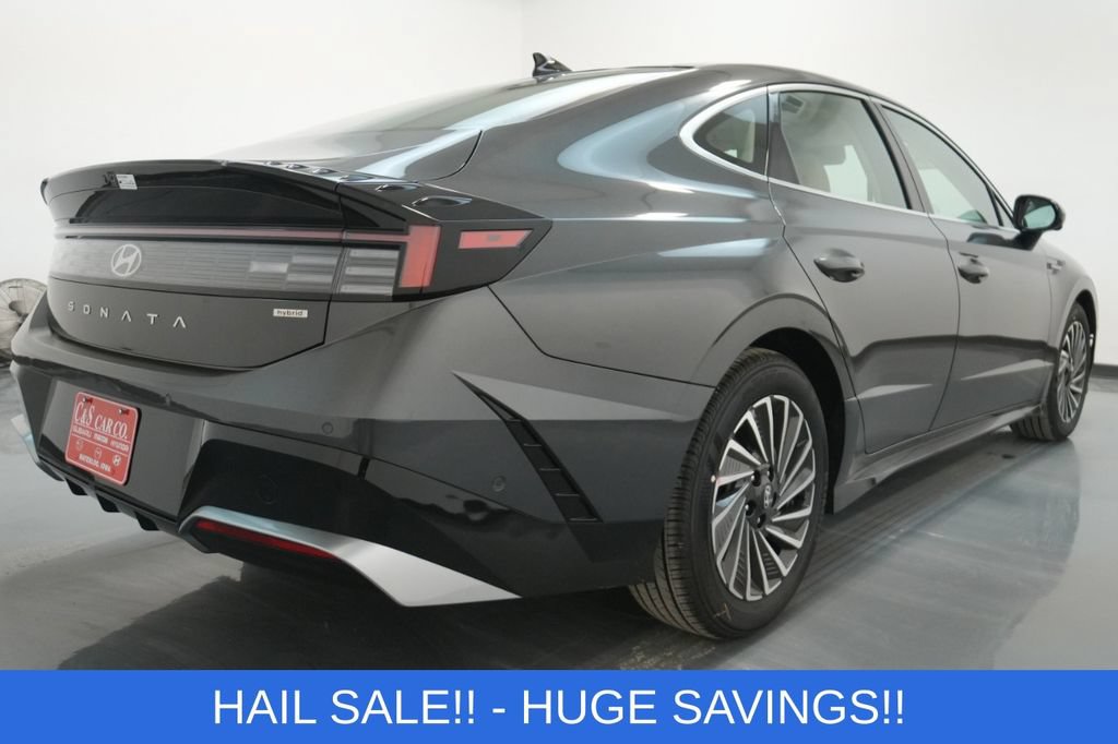 New 2025 Hyundai Sonata Limited FWD image 11