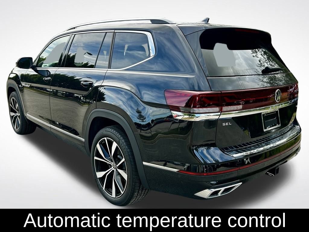Used 2025 Volkswagen Atlas SEL Premium R-Line image 7