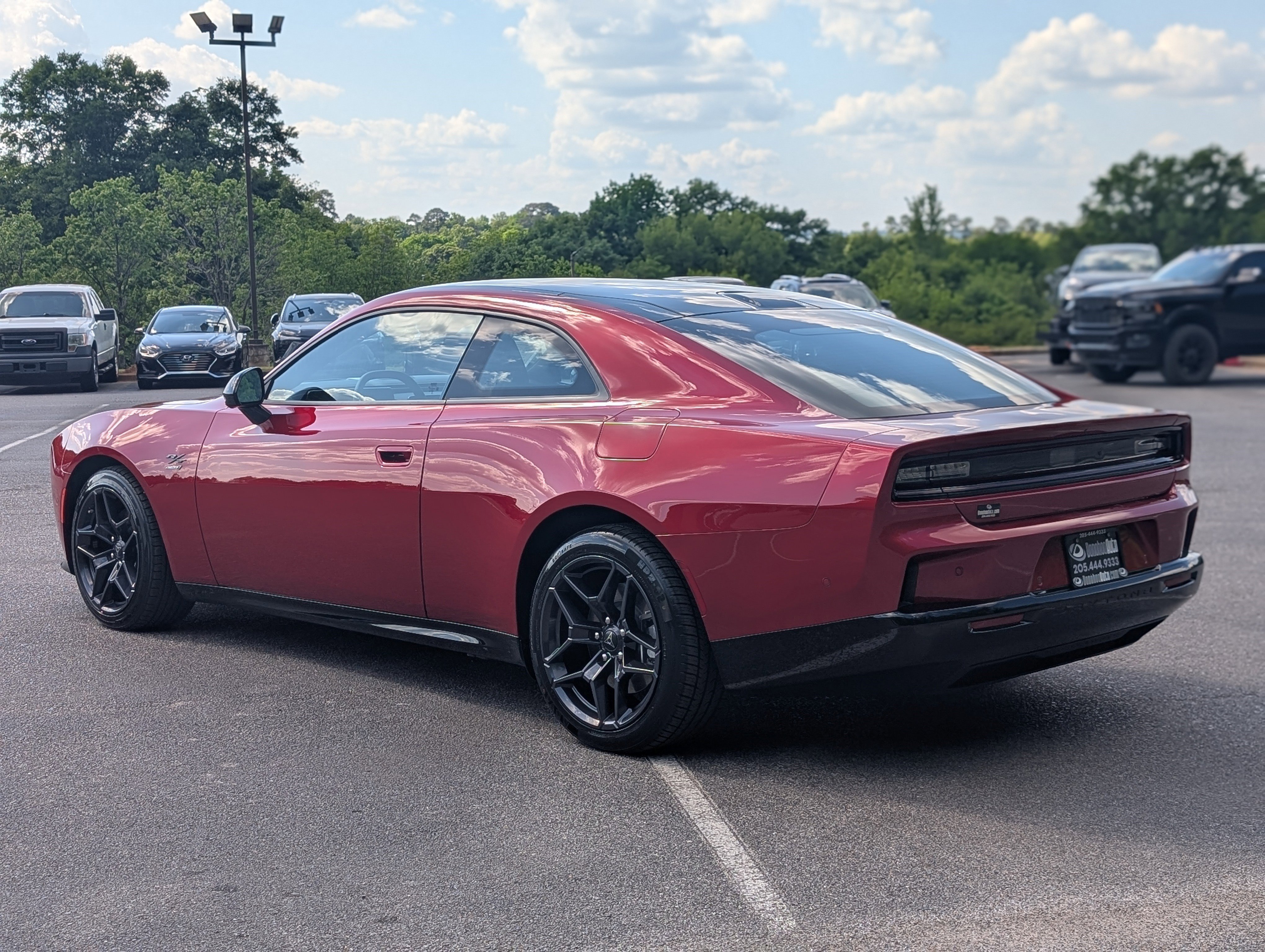 Used 2024 Dodge Charger Daytona R/T w/ Plus Group AWD/4WD image 7