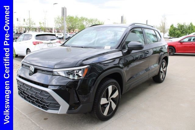 Used 2025 Volkswagen Taos S image 3