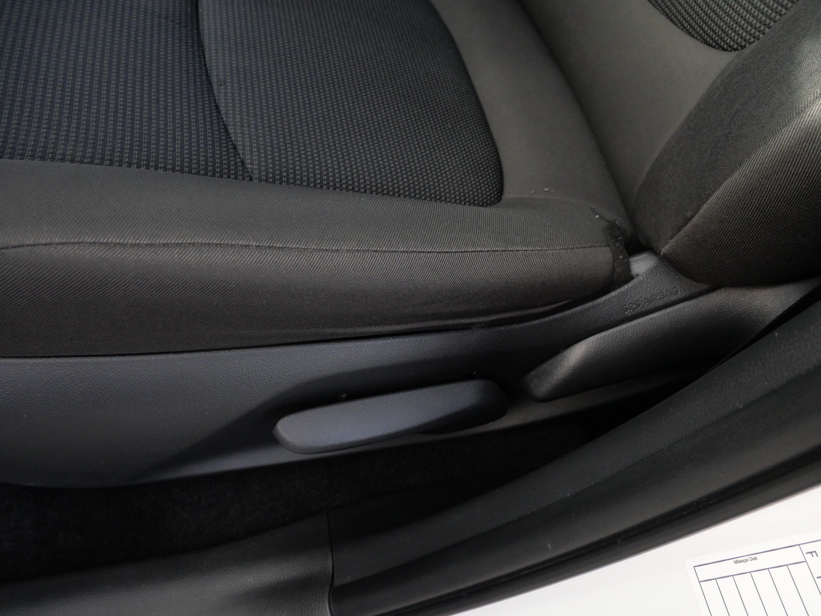 Certified 2025 Toyota RAV4 LE AWD/4WD image 19