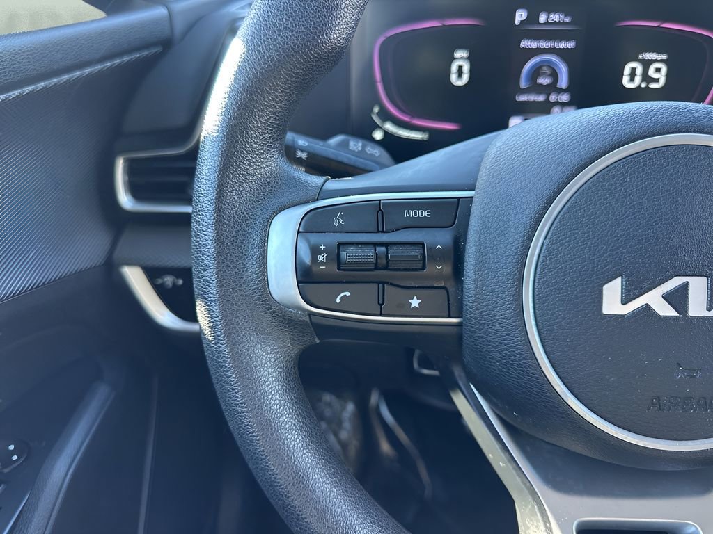 Used 2024 Kia Sportage LX image 13