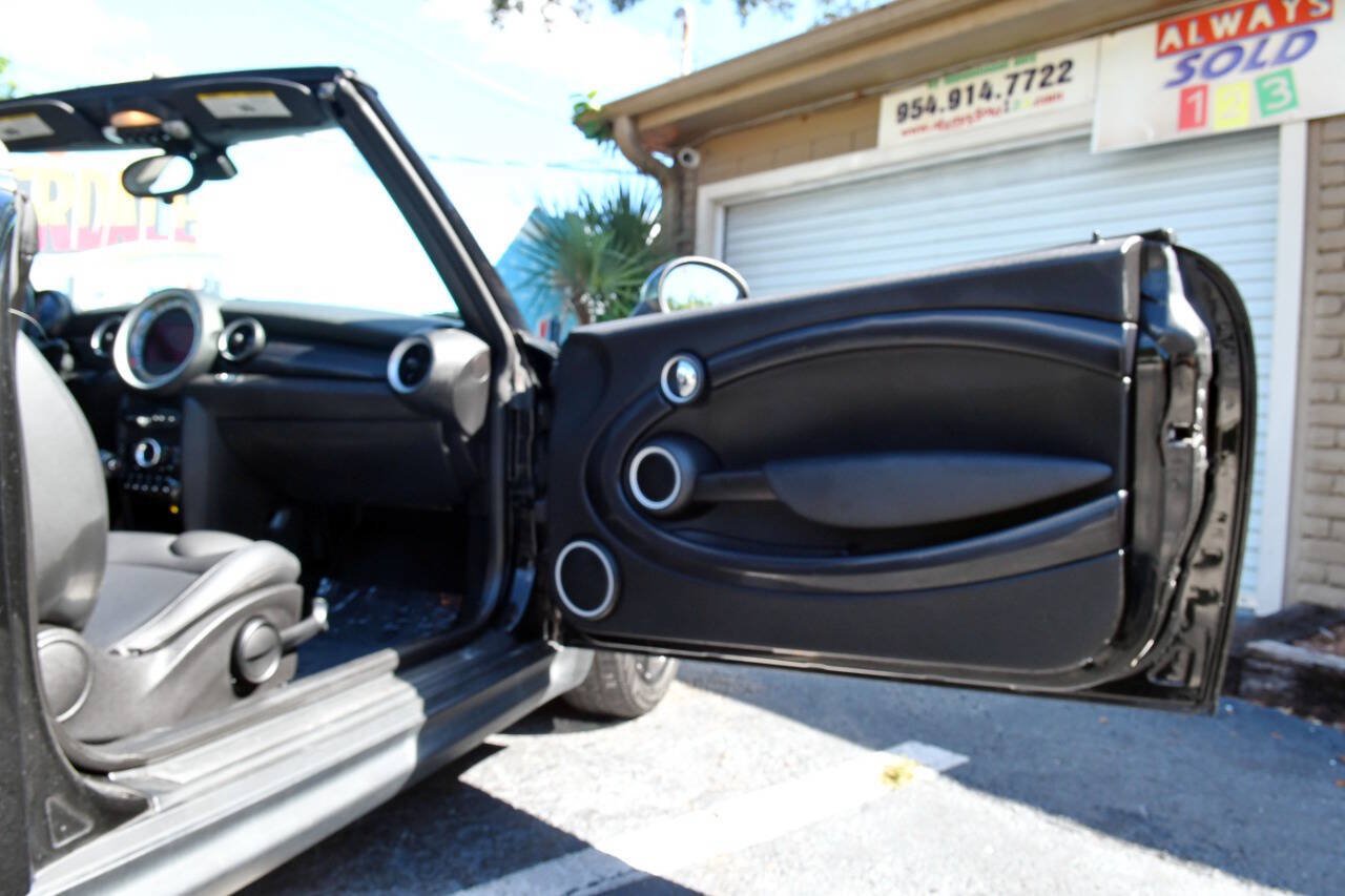 Used 2015 MINI Cooper S FWD image 36