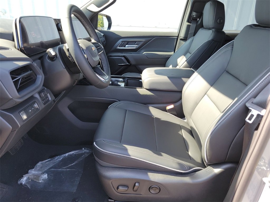 New 2026 Chevrolet Silverado EV LT image 18