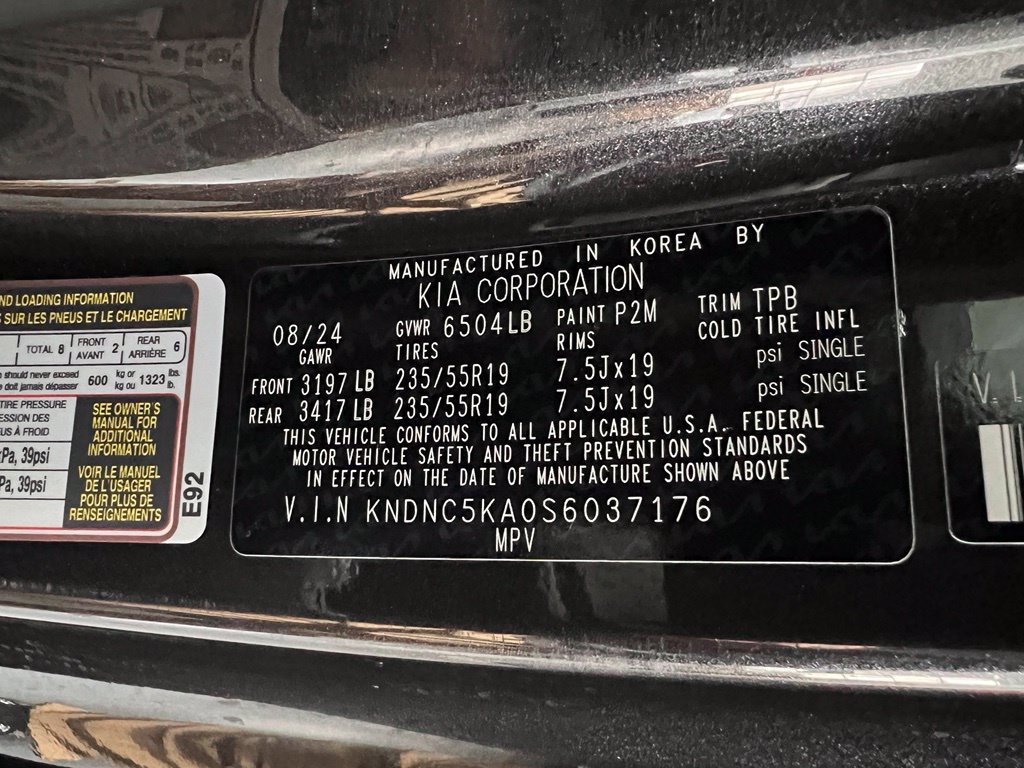 Used 2025 Kia Carnival EX FWD image 47